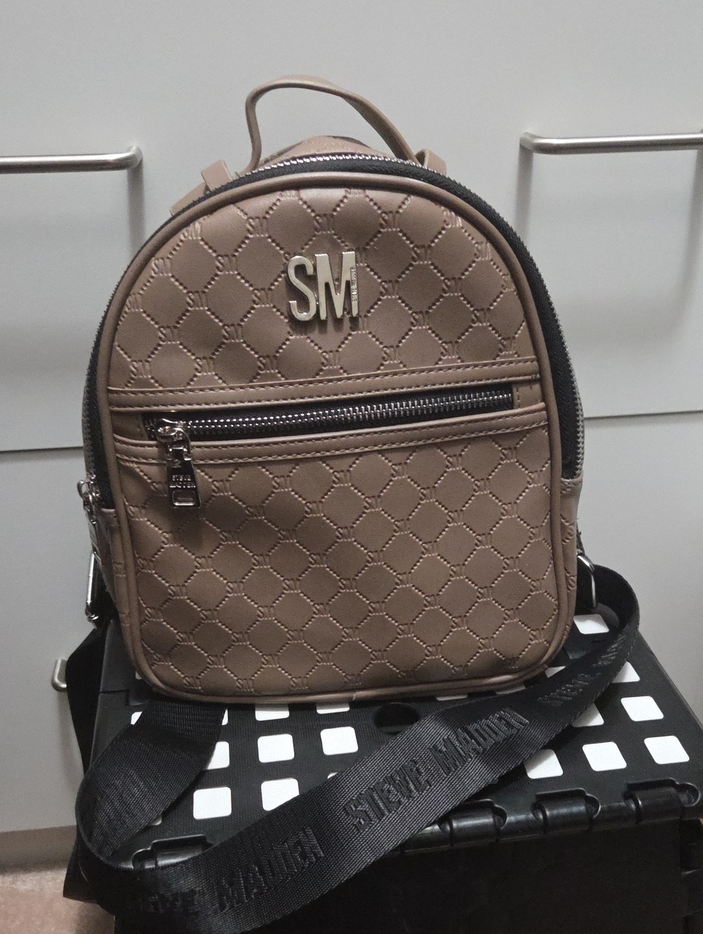 Steve Madden NWOT Quilted Taupe Mini Backpack Crossbody
